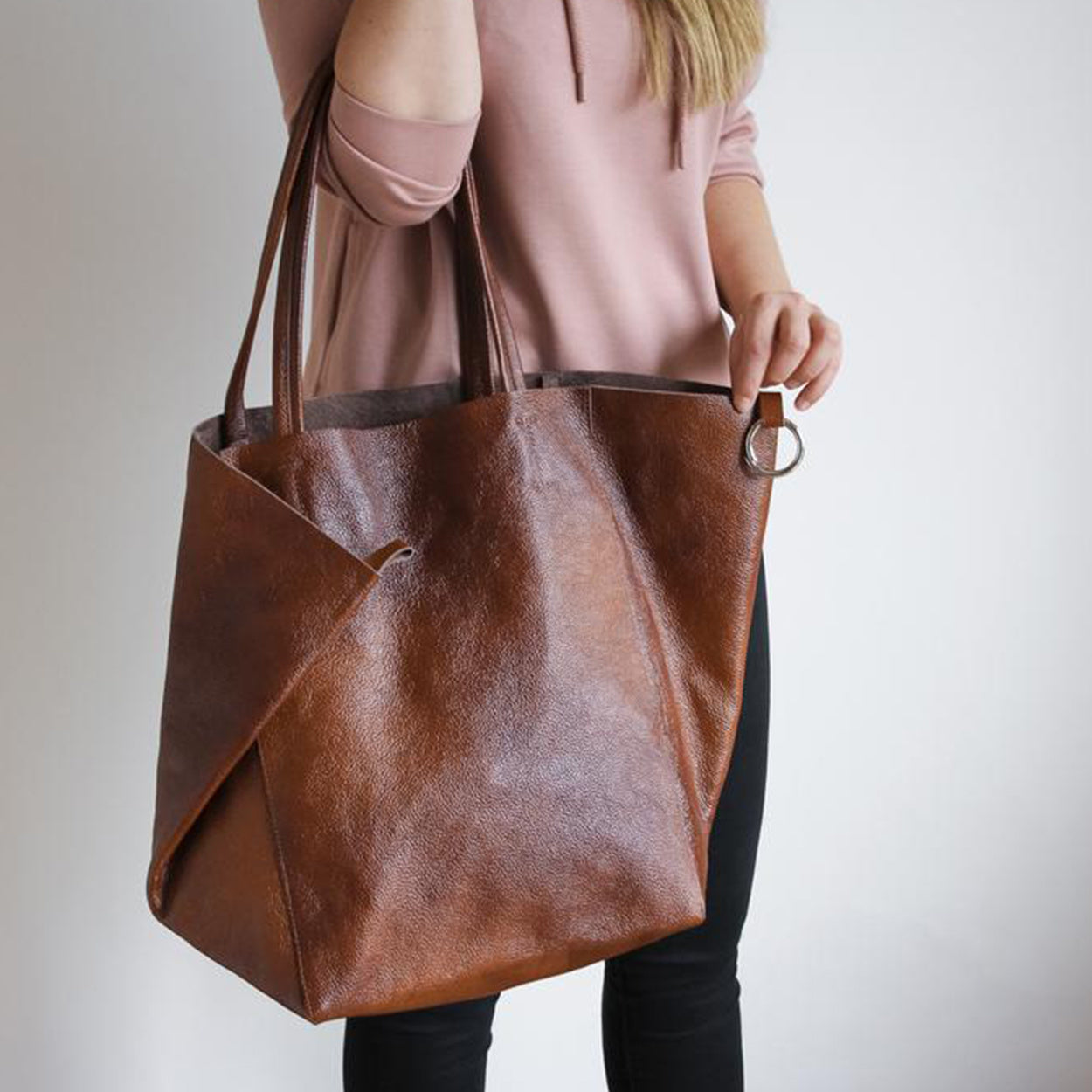 👜 Sac à Bandoulière Rétro – Couleur Unie, Grand Cabas avec Pochette Intérieure